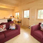 Inisean Lodge Log Cabin -Part Of Inisean B&B